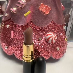 MAC Exclusive Event Lipstick